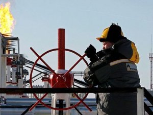 Rus petrol sektöründe yatırımlar yüzde 19 arttı