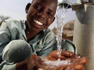 Dünyada her 10 kişiden biri temiz suya ulaşamıyor