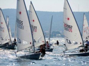 Türkiye Yelken Şampiyonası Çeşme'de başladı