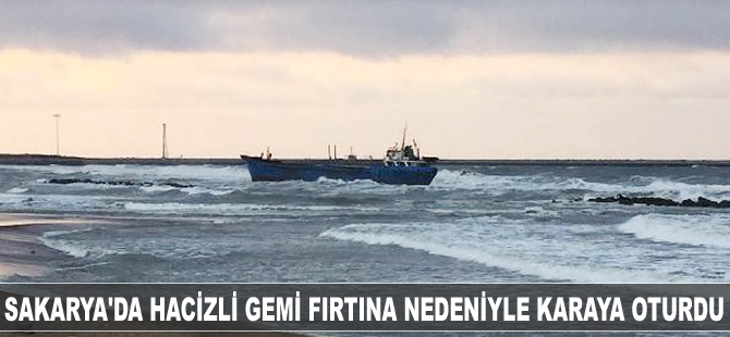 Sakarya'da seferden men edilen hacizli gemi karaya oturdu