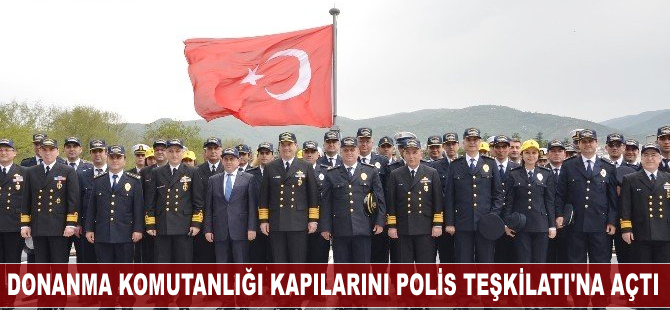 Donanma Komutanlığı kapılarını Polis Teşkilatı'na açtı