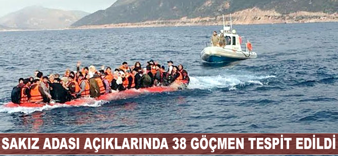 Sakız Adası açıklarında 38 göçmen yakalandı