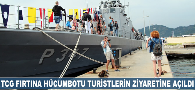 TCG Fırtına Hücumbotu turistlerin ziyaretine açıldı