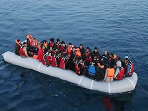 Kuşadası ve Didim'de 56 kaçak göçmen yakalandı