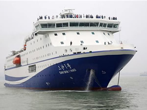 Rusya ile Kuzey Kore arasında turistik feribot seferleri başladı