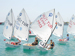 Ücretsiz yelken yaz okulu kayıtları başladı