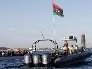 Libya Sahil Güvenlik ekipleri Akdeniz’de insanların hayatını tehlikeye attı