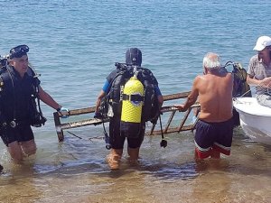 Denizden 80 kiloluk iskele demiri çıkarıldı