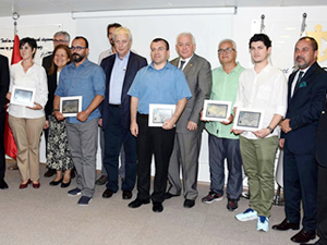 İMEAK DTO İzmir Şubesi 14. Medya Ödülleri sahiplerine kavuştu