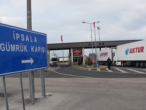 Yunanistan'daki grevde, taze balık taşıyan TIR'ların geçişine izin verilecek