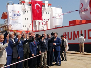 Türk Kızılayı'nın yardım gemisi Somali'ye hareket etti