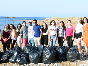 Tatlısu’da sahil temizliği etkinliği düzenlendi