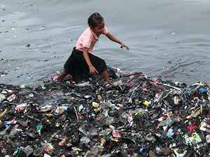 Plastik atıklar okyanusları tehdit ediyor
