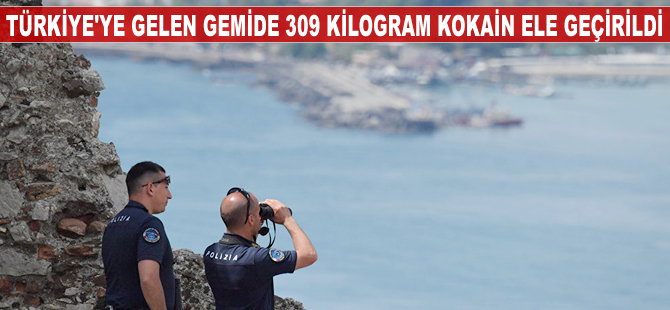 İtalyan polisi, Türkiye'ye gelen gemide 309 kilogram kokain ele geçirdi