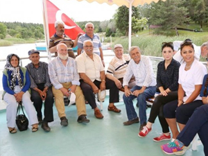 Koca Çınar Yaşam Merkezi, tekne turuna katıldı