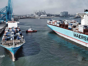 E.R. Schiffart, Maersk Line’a ait üç geminin işletme hakkını kazandı