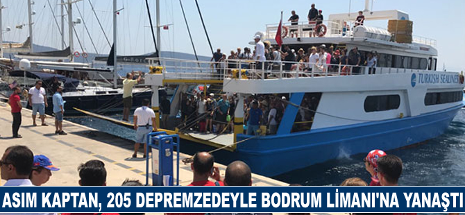 ASIM KAPTAN feribotu, 205 depremzedeyle Bodrum Limanı'na yanaştı
