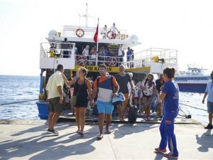 Kos'dan tahliye edilen depremzedeler 385 kişiye ulaştı