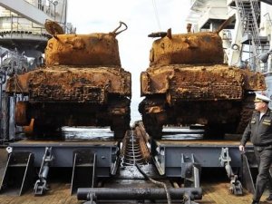 Barents Denizi'nden iki adet Sherman tankı çıkarıldı