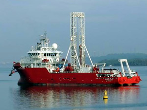 FUGRO SCOUT isimli araştırma gemisi, İstanbul Boğazı'nda zemin sondajı yapacak