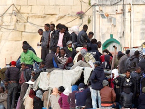 Cebelitarık'ta 19 Kuzey Afrikalı kaçak göçmen yakalandı