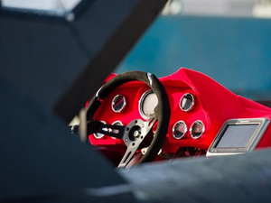 Süper yat Alpha Centauri V8, eşsiz tasarımıyla rüzgara meydan okuyor