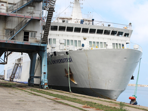 Piri Reis Eğitim Gemisi HOPAPORT’a demir attı