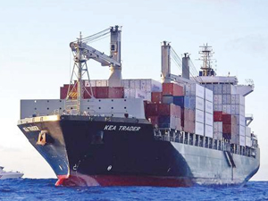 Karaya oturan M/V KEA TRADER'in yakıt tahliyesi tamamlandı