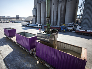 Çelebi Bandırma Limanı, ithalatta tercih noktası oldu