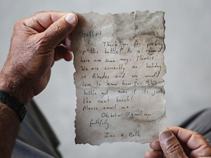 Rodos'tan denize bırakılan mektup Gazze sahiline ulaştı