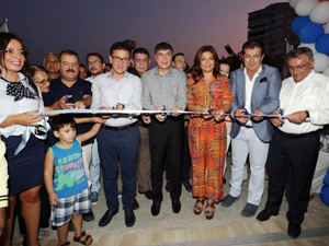 Türkiye'nin en büyük balık çarşısı Antalya'da açıldı