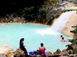 Mavi Göl ve Kuzalan Tabiat Parkı ziyaretçi akınına uğradı