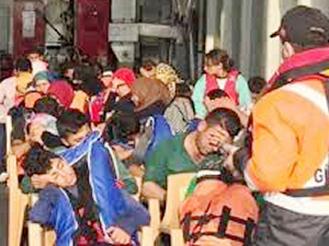 Kuşadası'nda 75 kaçak göçmen yakalandı