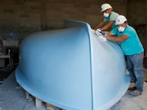 Römorkörden esinlenerek aile teknesi tasarladı