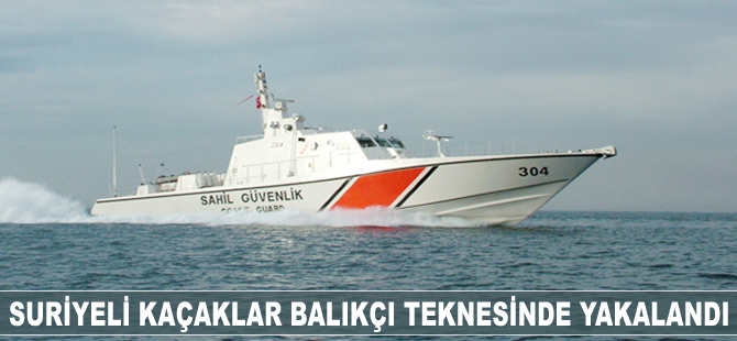 Suriyeli kaçaklar balıkçı teknesinde yakalandı