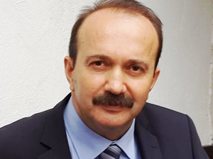 Yeniçağ Gazetesi Yazarı Servet Avcı, Altın Çıpa'yı köşesine taşıdı