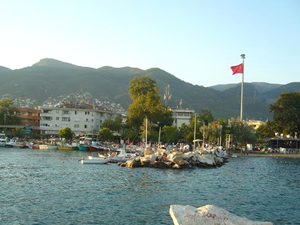 Altınoluk Limanı'nda genişletme çalışmaları başlıyor