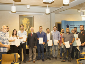 MDTO’da eğitim alan kursiyerlere katılım belgeleri verildi