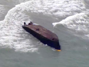 Ferrel adlı tekne Maria Kasırgası'na kapıldı