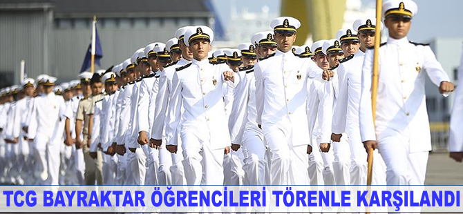 TCG Bayraktar öğrencileri törenle karşılandı