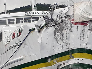 Filipinler’de yolcu gemisi kayaya çarptı: 87 yaralı