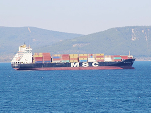'MSC Mediterranean' Çanakkale Boğazı'nda arızalandı