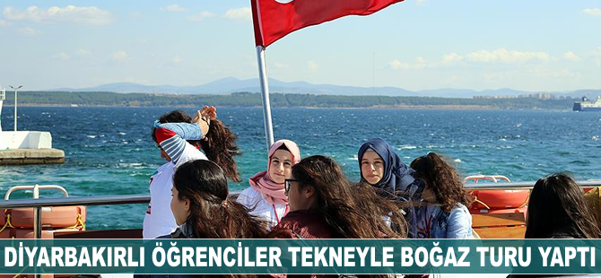 Diyarbakırlı öğrenciler tekneyle boğaz turu yaptı
