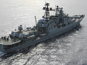 Akdeniz’e giden Koramiral Kulakov gemisi, Süveyş Kanalı’na girdi