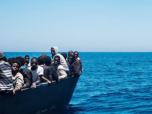 Libya açıklarında 119 Afrikalı göçmen kurtarıldı
