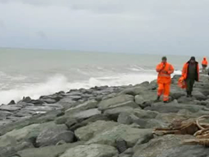 Rize'de sele kapılan kişiyi arama çalışmaları sürüyor