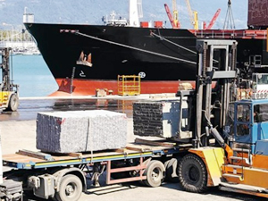 Mermerciler, konteyner krizini açık gemi taşımacılığı ile aştı