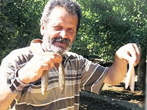 Eğirdir Gölü’nden pompalanan göl suyuyla balıklar toprağa karışıyor