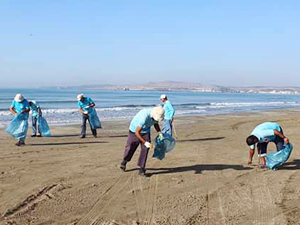 Hatay'da deniz ve sahillerden 957 ton atık toplandı