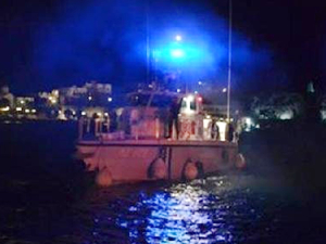 Kardak açıklarında göçmenleri taşıyan tekne battı!